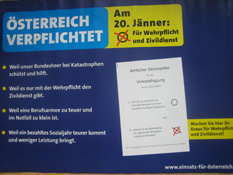 Plakat "Einsatz fr sterreich" pro Wehrpflicht. Bild: WEBSCHOOL