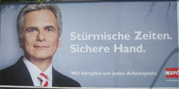 Plakattext: STÜRMISCHE ZEITEN - SICHERE HAND; SP-Plakat;  Ort: 1100 Raxstraße;  Datum: 29. Juni 13  Bild: WEBSCHOOL