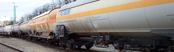 Tankzug; aufgenommen von WEBSCHOOL am 20. 1. 2008; Bahnhof Wulkaprodersdorf