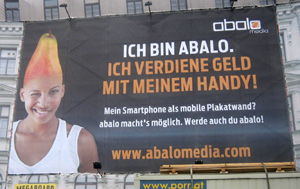 ABALOMEDIA  XXL-Plakat von MEGABOARD  Bild: WEBSCHOOL 20. 4. 2013