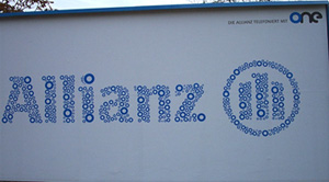ONE + Allianz Versicherung, Ort: Südtiroler Platz Busbahnhof; 26. Oktober 2006; Bild: WEBSCHOOL