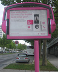 T-Mobile - RollingBoard mit Kopfhörern als Extension. Juni 2012 - Bild: WEBSCHOOL