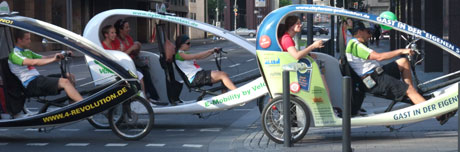 Velo-Taxi in Frankfurt; Bild: WEBSCHOOL